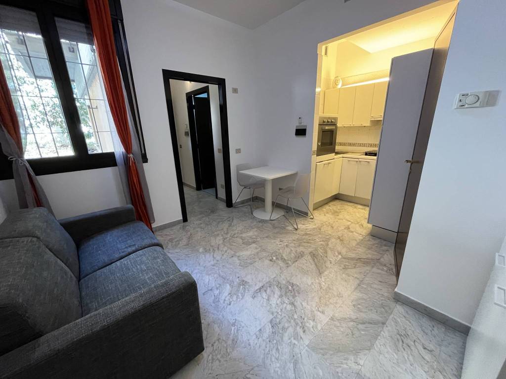 appartamento in affitto a Milano in zona Centro Direzionale