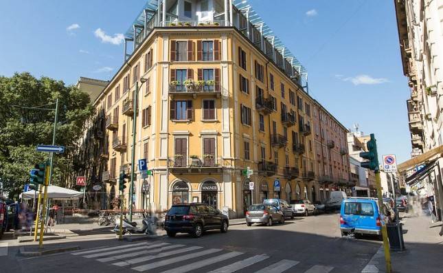 negozio in affitto a Milano in zona Solari