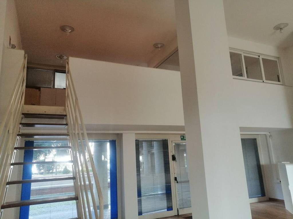 ufficio in affitto a Milano