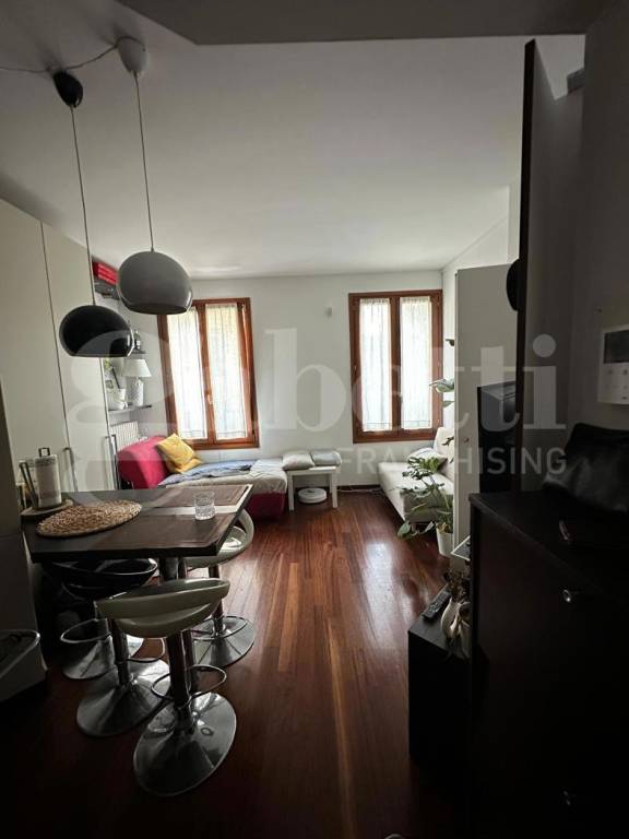 appartamento in affitto a Milano in zona Bocconi
