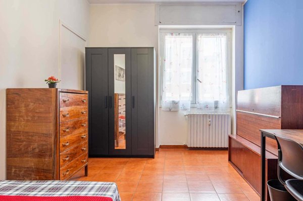 negozio in affitto a Milano in zona Quarto Oggiaro