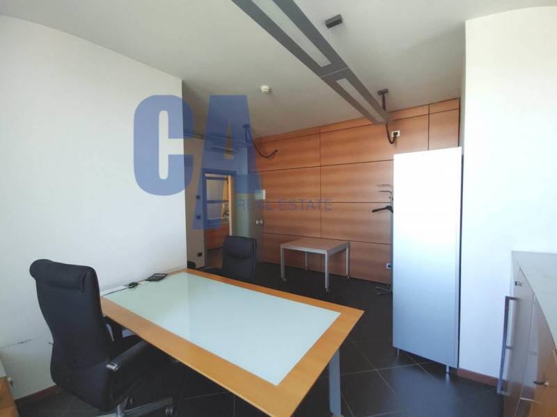 ufficio in affitto a Milano in zona Famagosta
