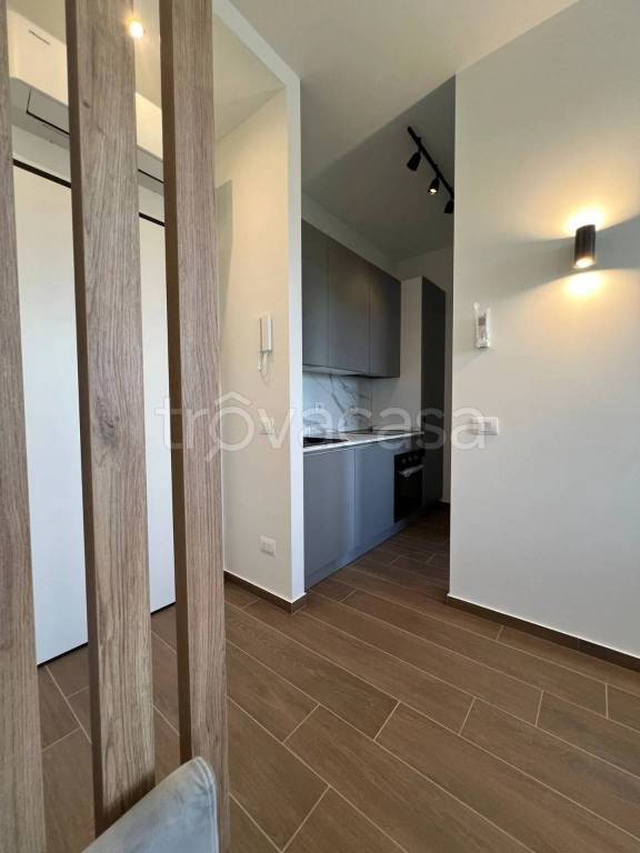 appartamento in affitto a Milano in zona Famagosta