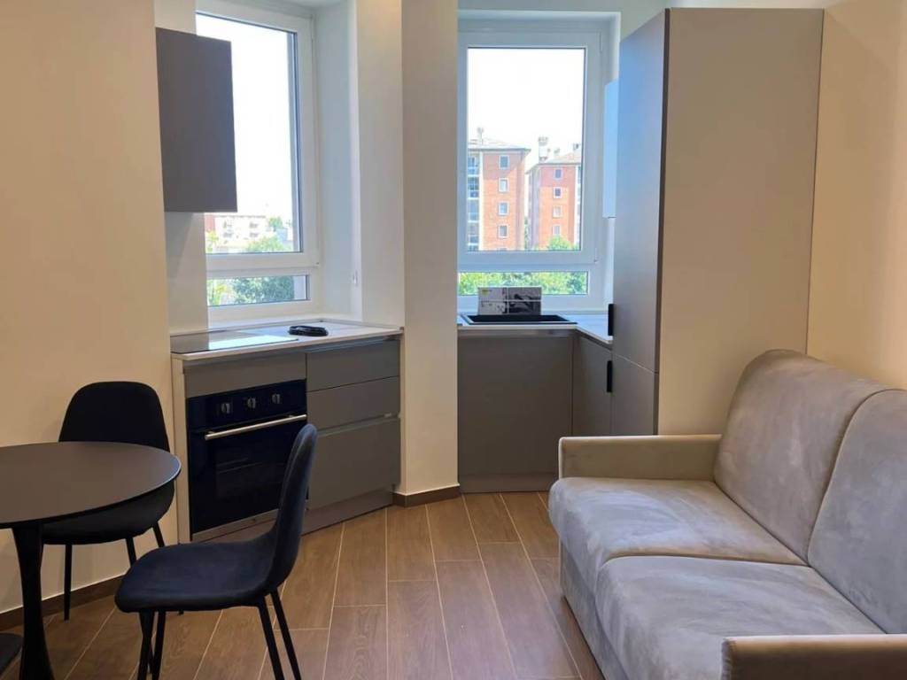 appartamento in affitto a Milano in zona Famagosta