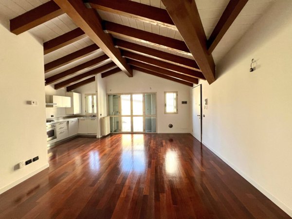 appartamento in affitto a Milano in zona Isola