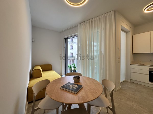 appartamento in affitto a Milano in zona Isola