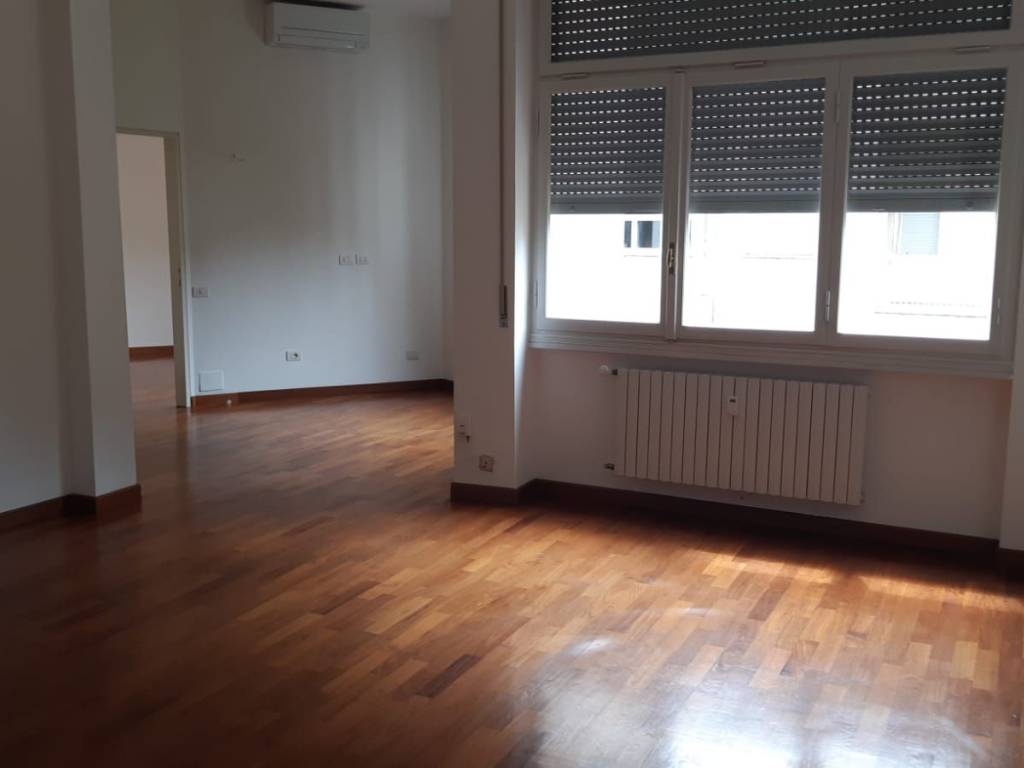 ufficio in affitto a Milano