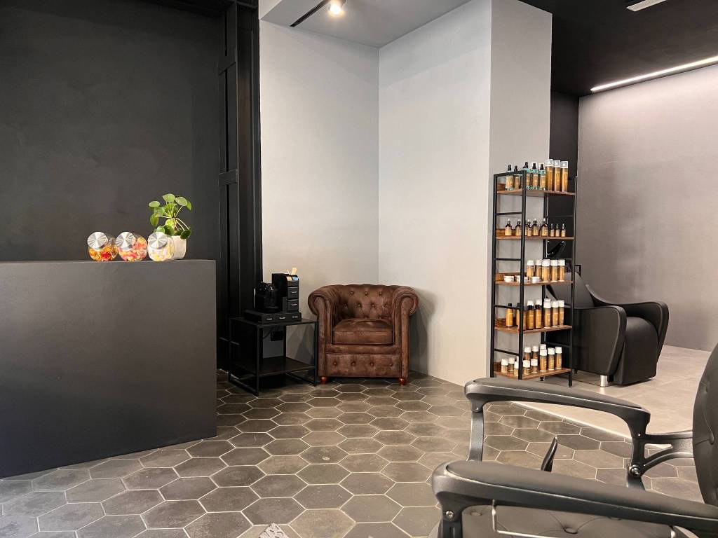 negozio in affitto a Milano in zona Isola