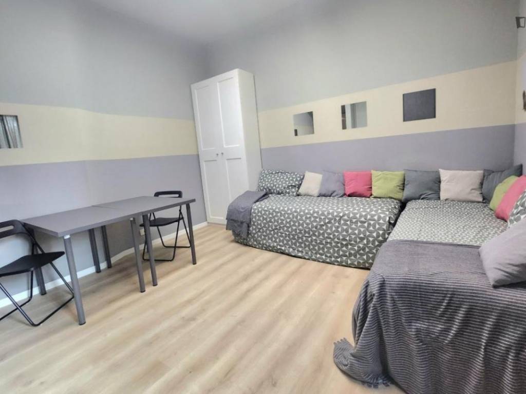 appartamento in affitto a Milano in zona Famagosta