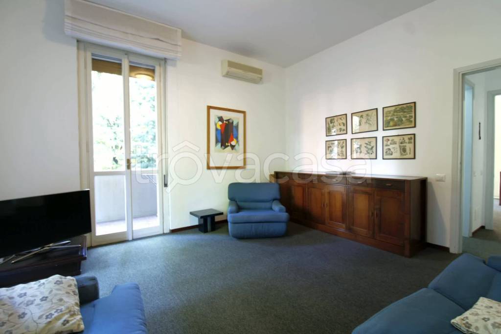appartamento in affitto a Milano in zona Barona