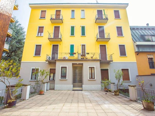 appartamento in affitto a Milano in zona Piazzale Lodi