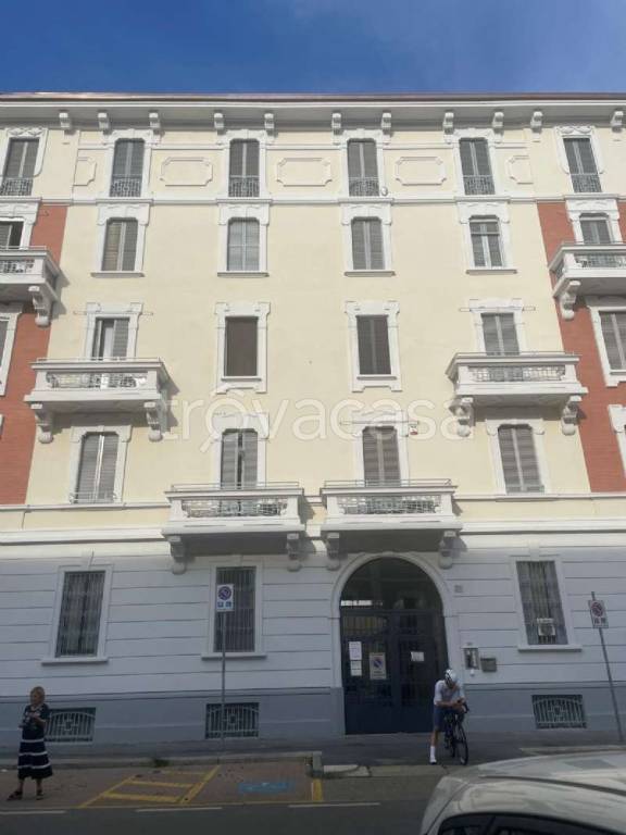 appartamento in affitto a Milano in zona Porta Genova