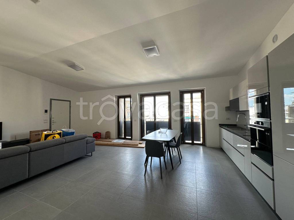 appartamento in affitto a Milano in zona XXII Marzo