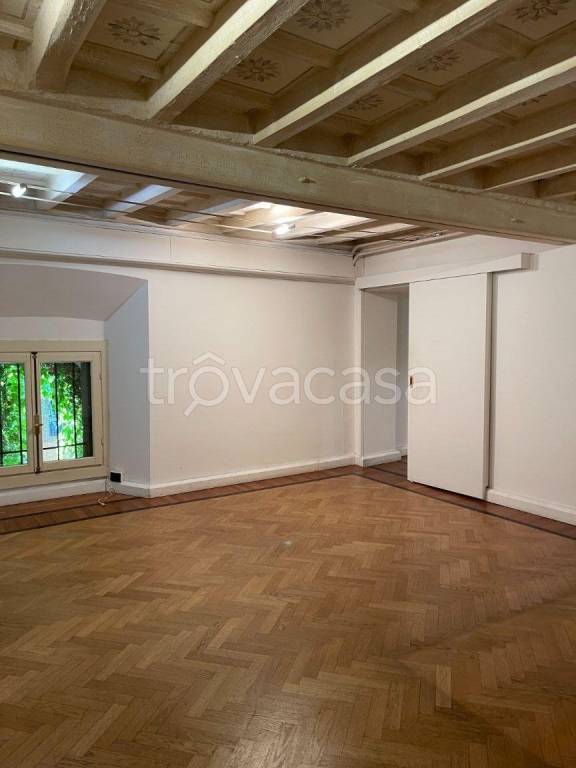 ufficio in affitto a Milano