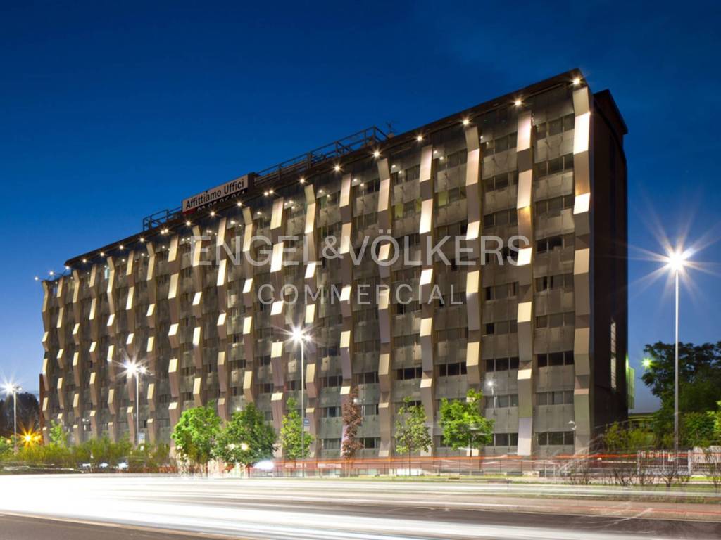 ufficio in affitto a Milano in zona Famagosta