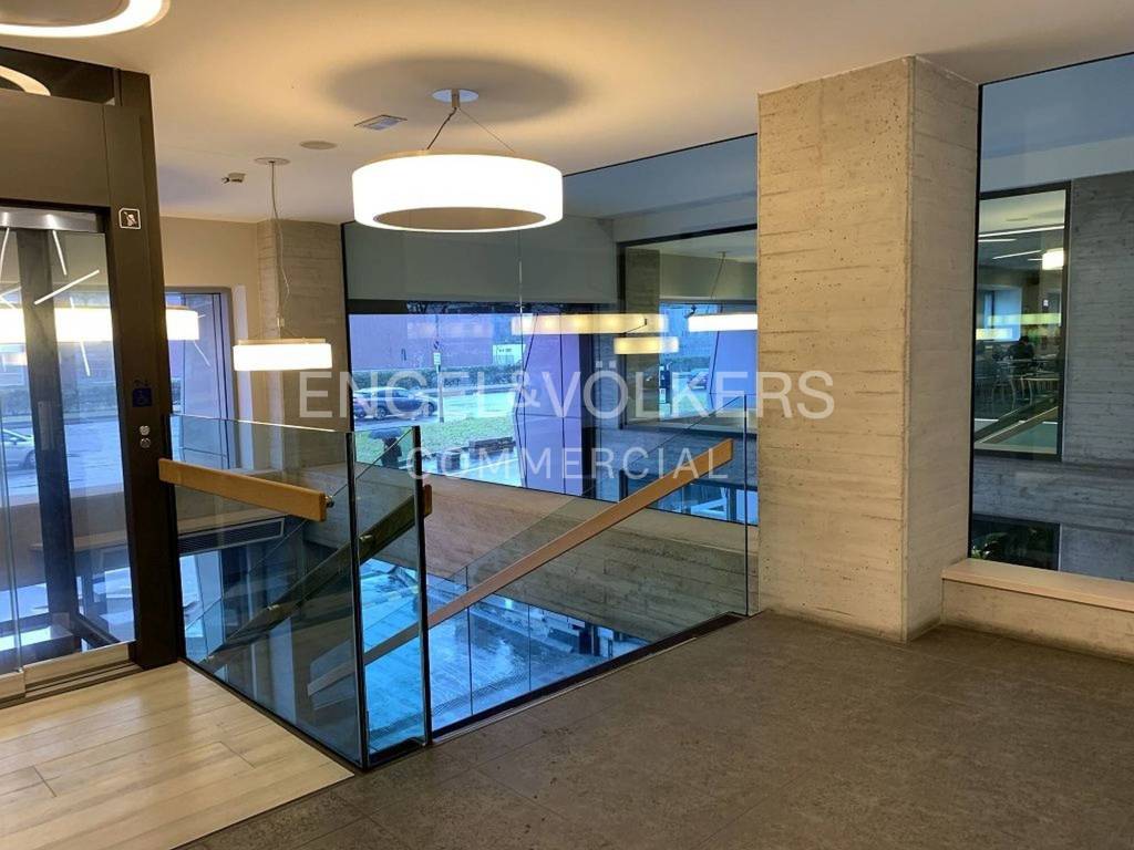 ufficio in affitto a Milano in zona Famagosta