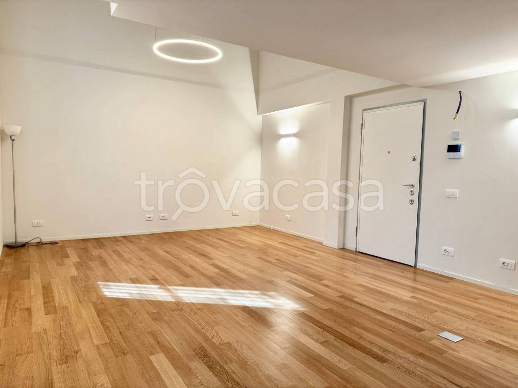 appartamento in affitto a Milano in zona Isola