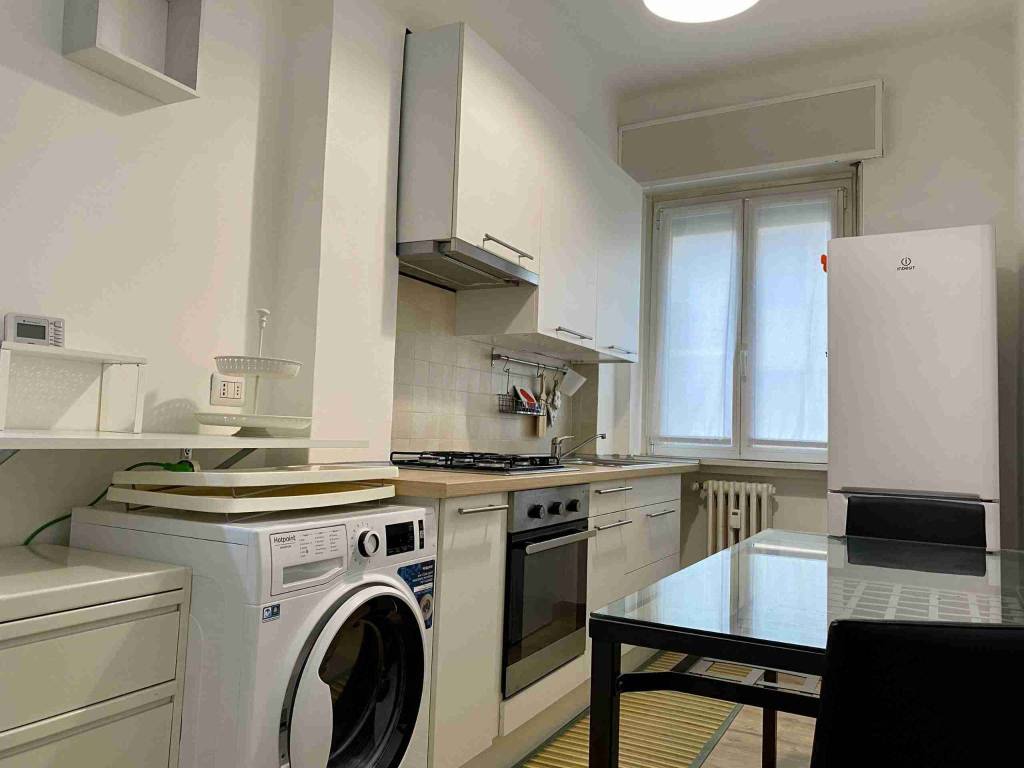 appartamento in affitto a Milano in zona Lorenteggio