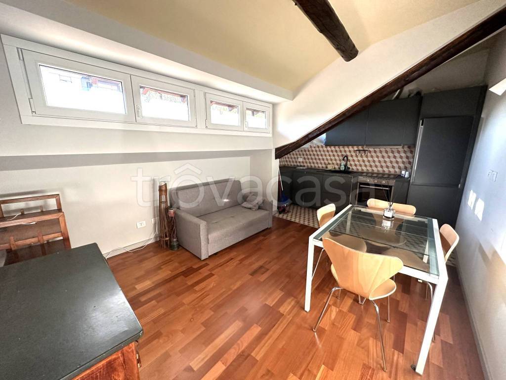 appartamento in affitto a Milano in zona Sempione