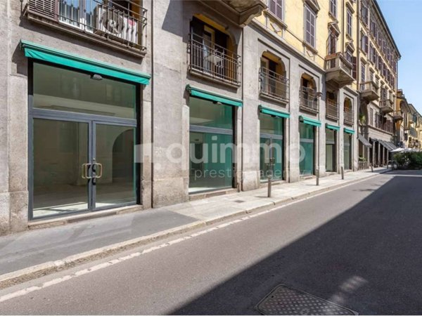 negozio in affitto a Milano