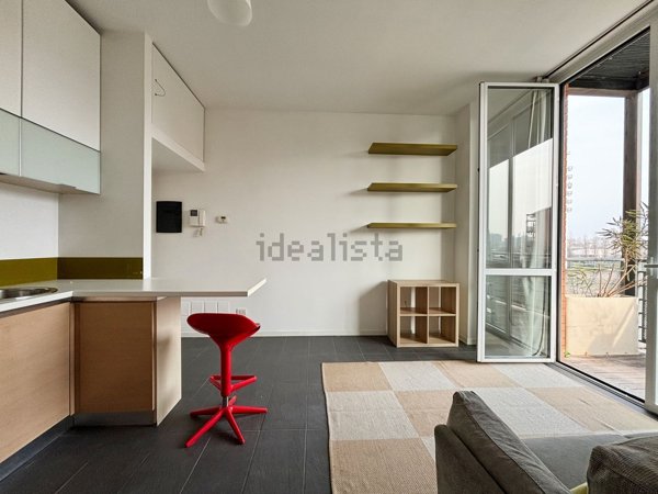 appartamento in affitto a Milano in zona Lorenteggio