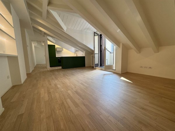 appartamento in affitto a Milano in zona Porta Nuova