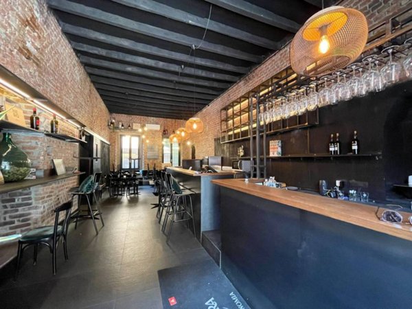 negozio in affitto a Milano in zona Isola