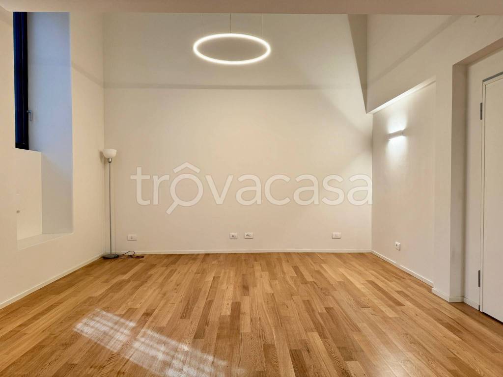appartamento in affitto a Milano in zona Isola