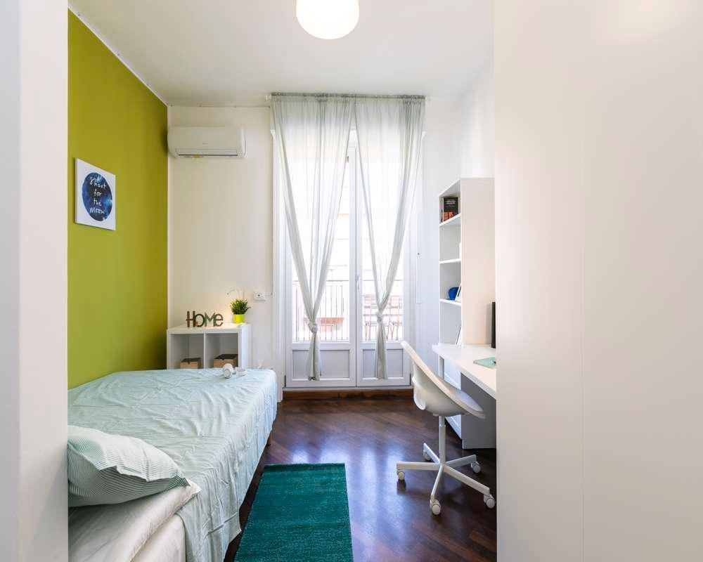 negozio in affitto a Milano in zona Maciachini