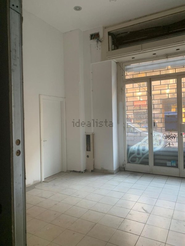 negozio in affitto a Milano in zona Porta Genova