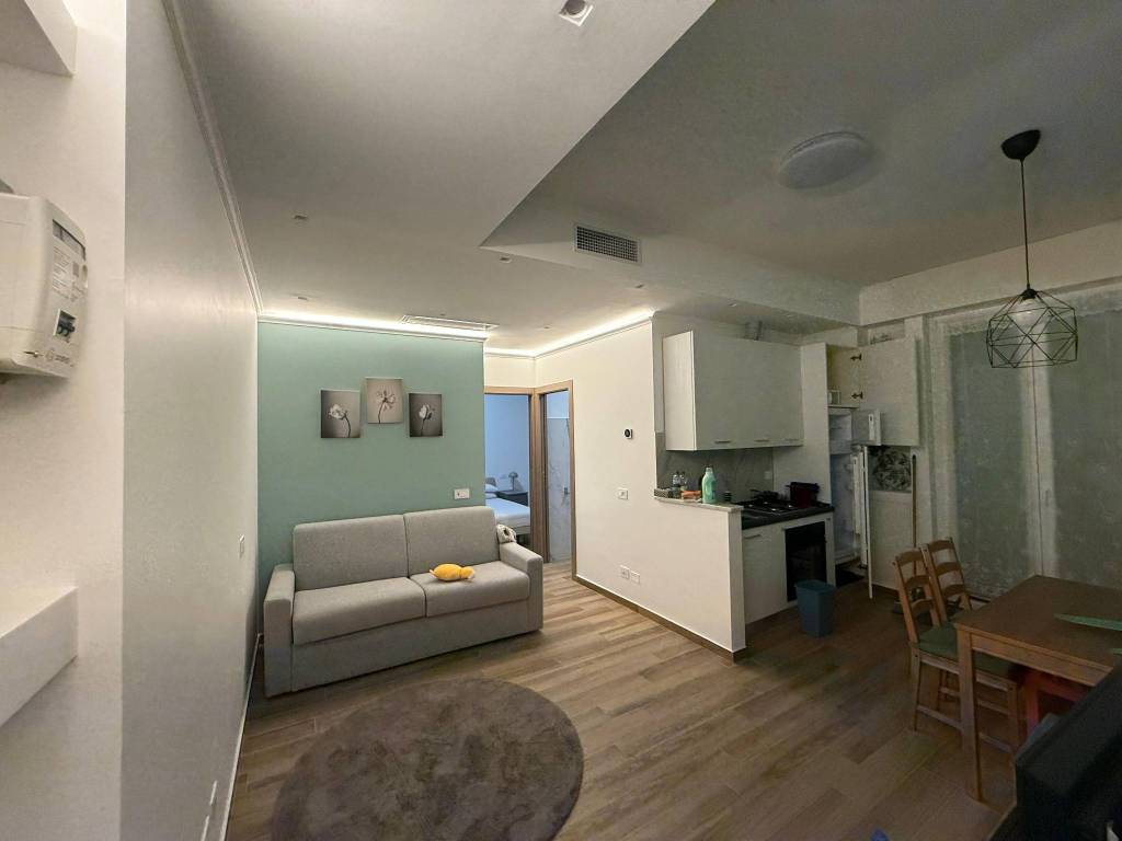 appartamento in affitto a Milano in zona Famagosta
