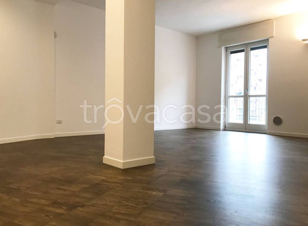 appartamento in affitto a Milano in zona Sempione