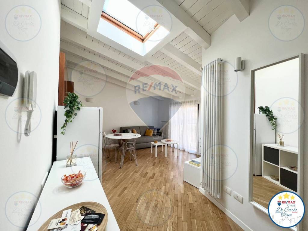 appartamento in affitto a Milano in zona Isola