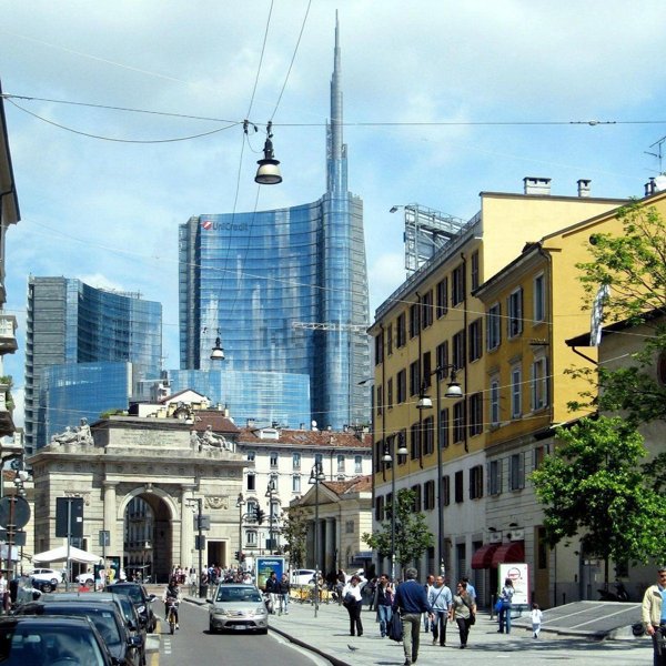 negozio in affitto a Milano