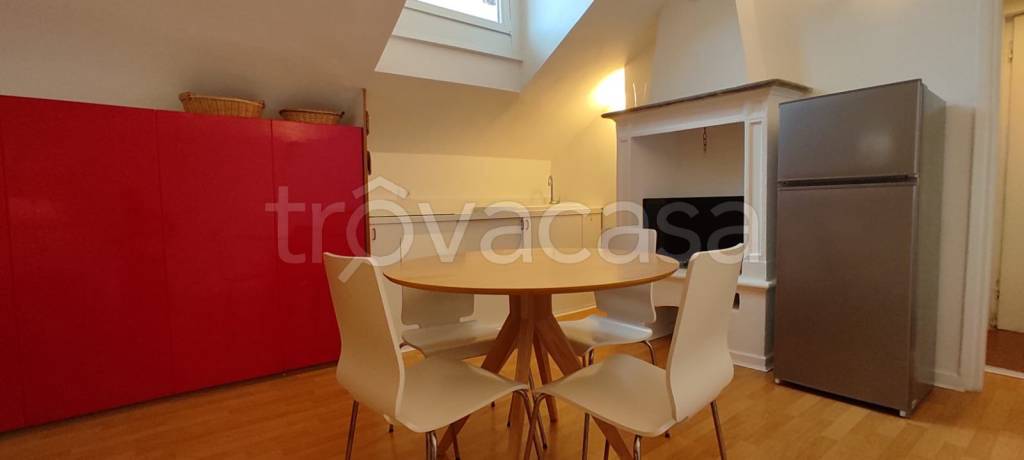 appartamento in affitto a Milano in zona Porta Nuova