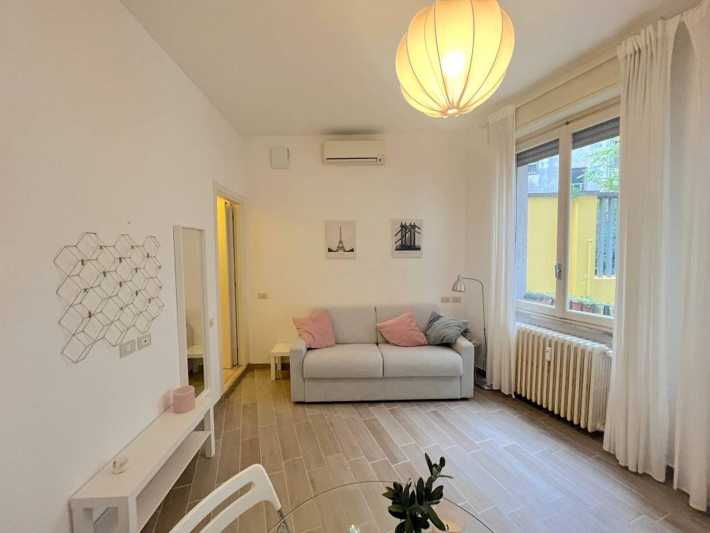 appartamento in affitto a Milano in zona Centro Direzionale