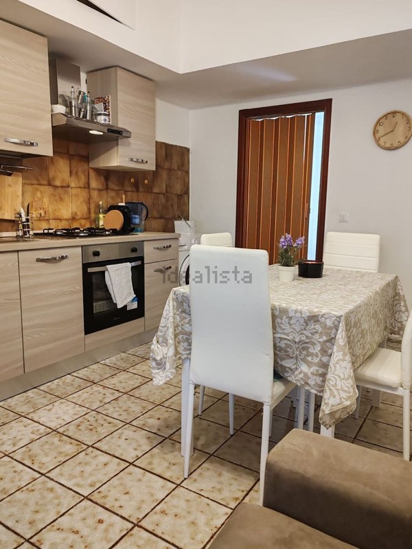 appartamento in affitto a Milano in zona Famagosta