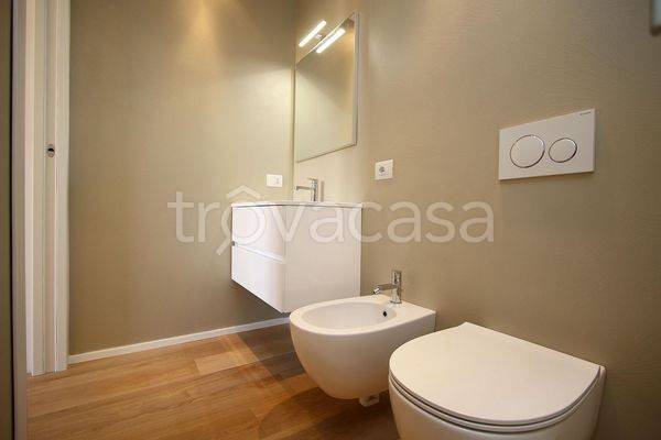 appartamento in affitto a Milano in zona Ponte Seveso