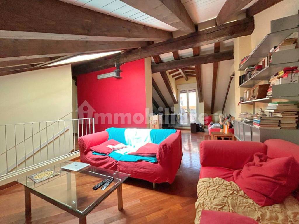 appartamento in affitto a Milano in zona Cinque Giornate