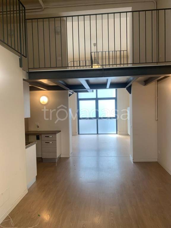 appartamento in affitto a Milano in zona Porta Vittoria