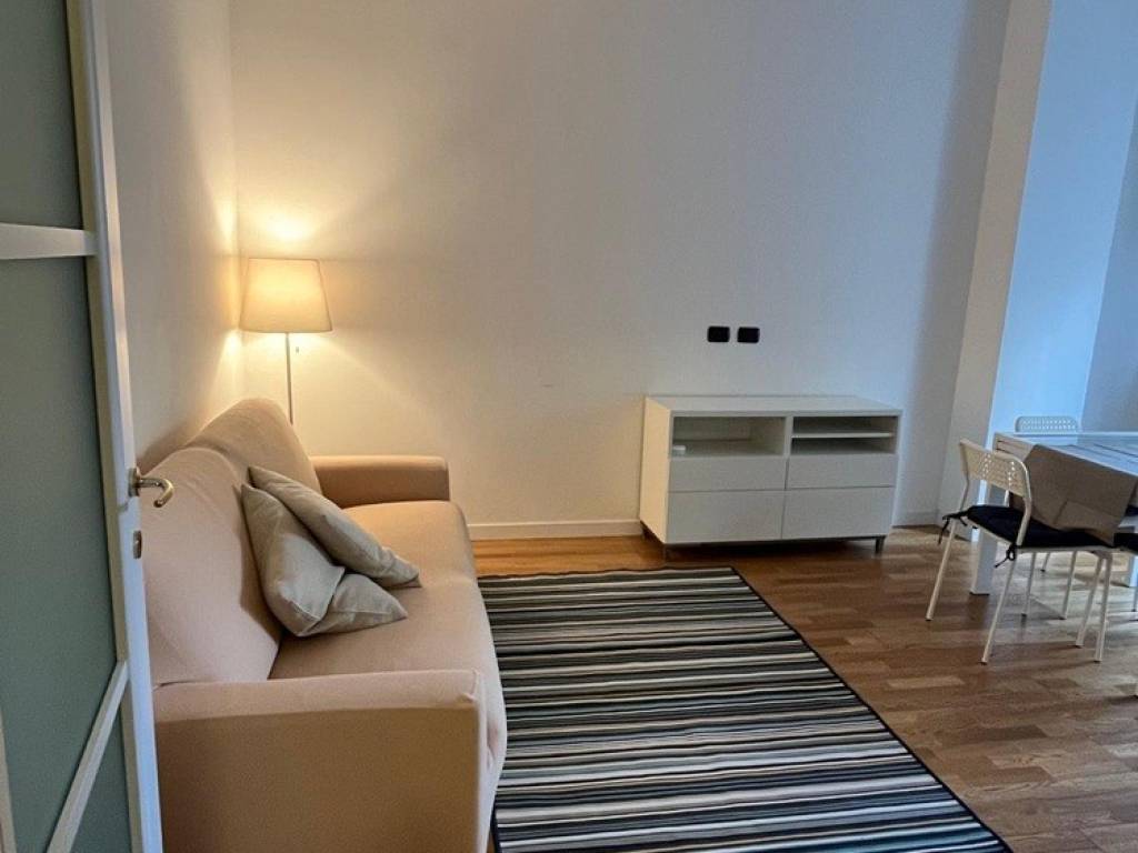 appartamento in affitto a Milano in zona Isola
