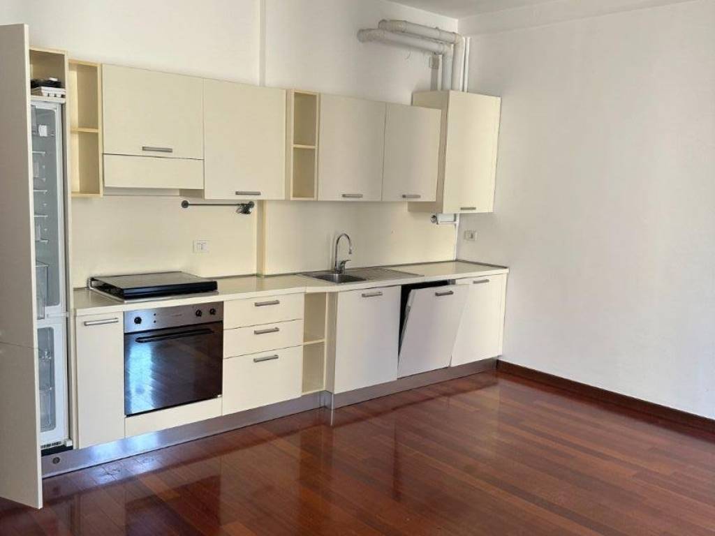 appartamento in affitto a Milano in zona Guastalla