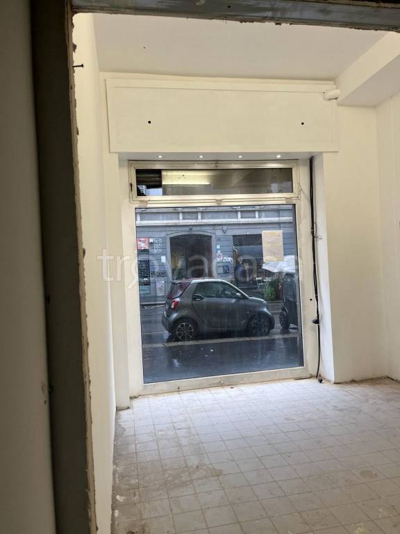 negozio in affitto a Milano in zona Porta Genova