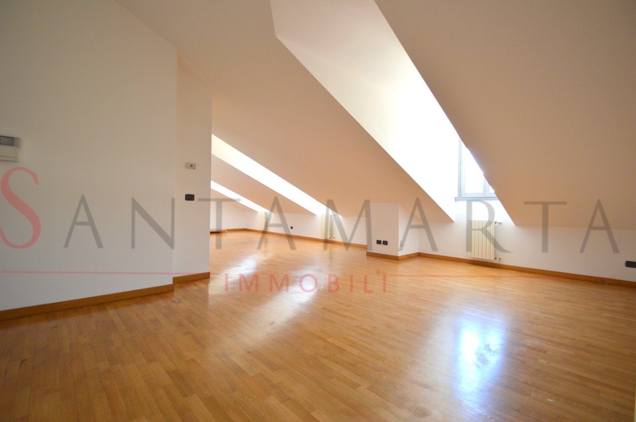 appartamento in affitto a Milano in zona Sant'Ambrogio