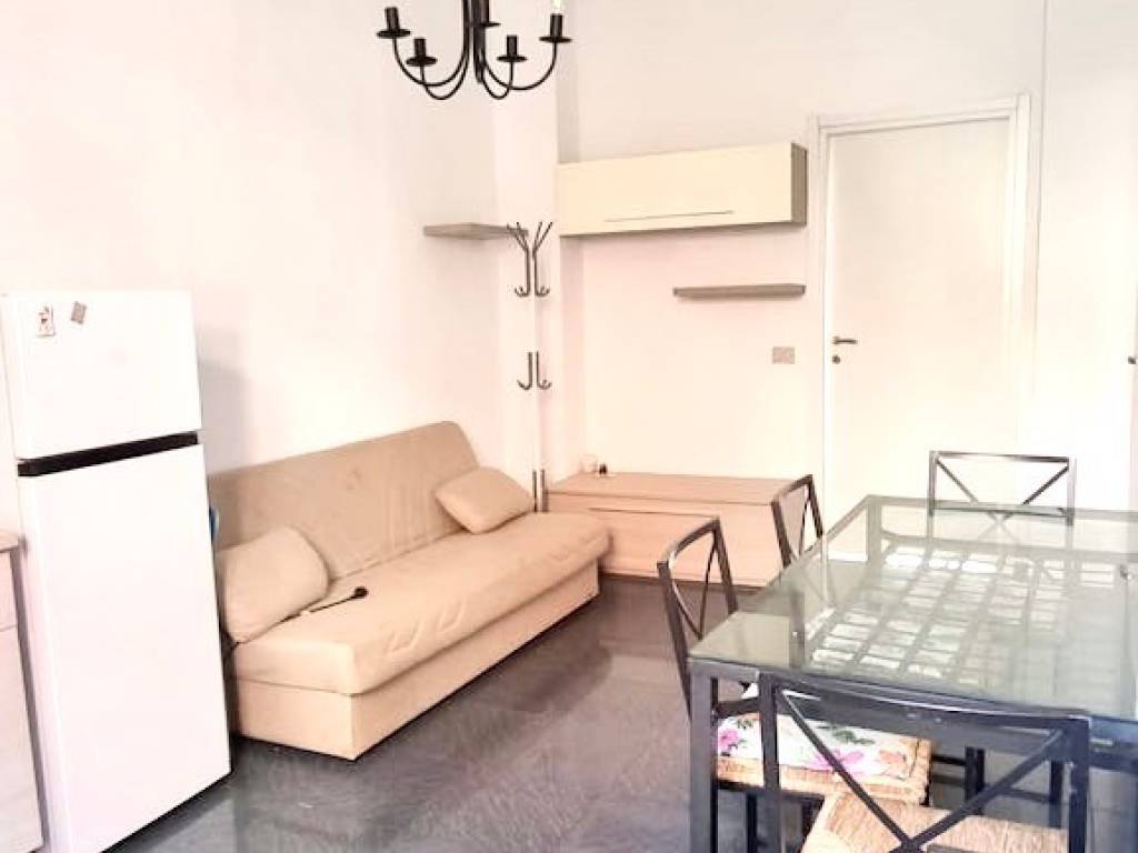 appartamento in affitto a Milano in zona Famagosta