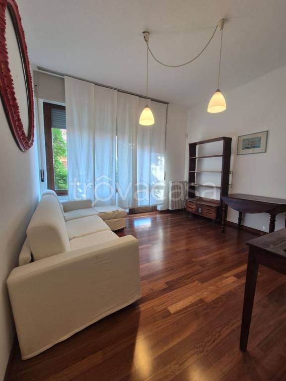 appartamento in affitto a Milano in zona Baggio