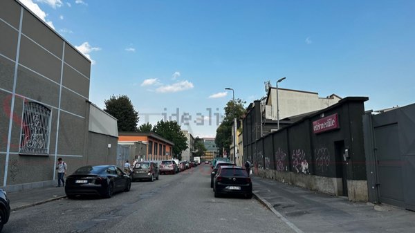 ufficio in affitto a Milano in zona Lambrate