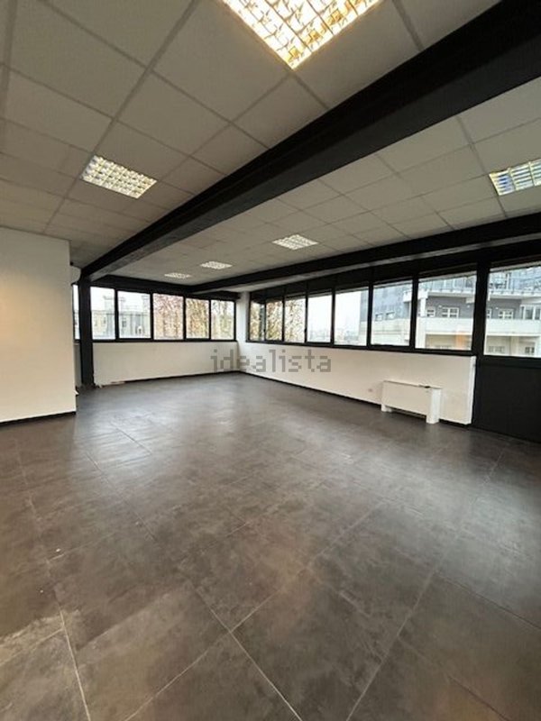 ufficio in affitto a Milano in zona Lambrate