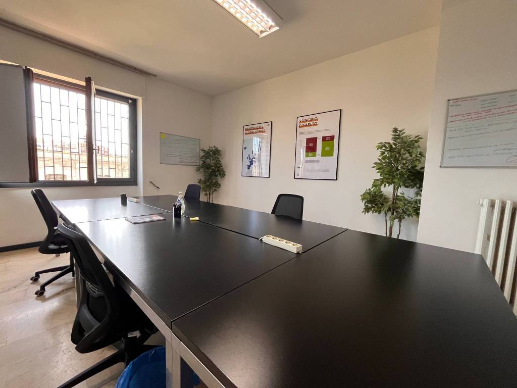 ufficio in affitto a Milano in zona Centro Direzionale