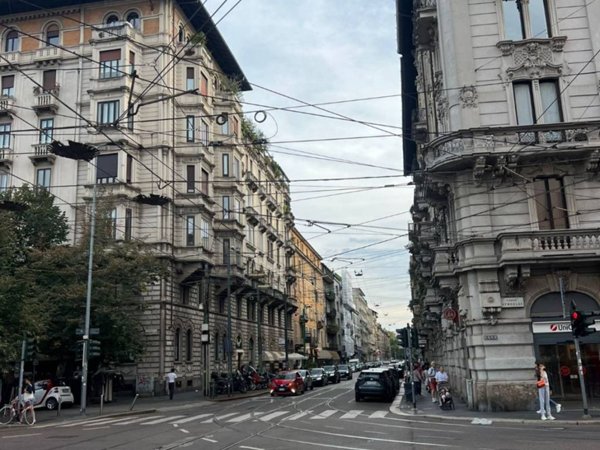 negozio in affitto a Milano in zona Solari